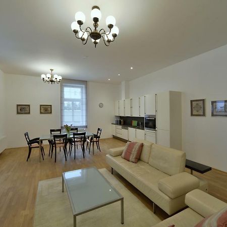 Kolonada Luxury 2 Bedroom Apartment Snezka Mariánské Lázně Eksteriør bilde